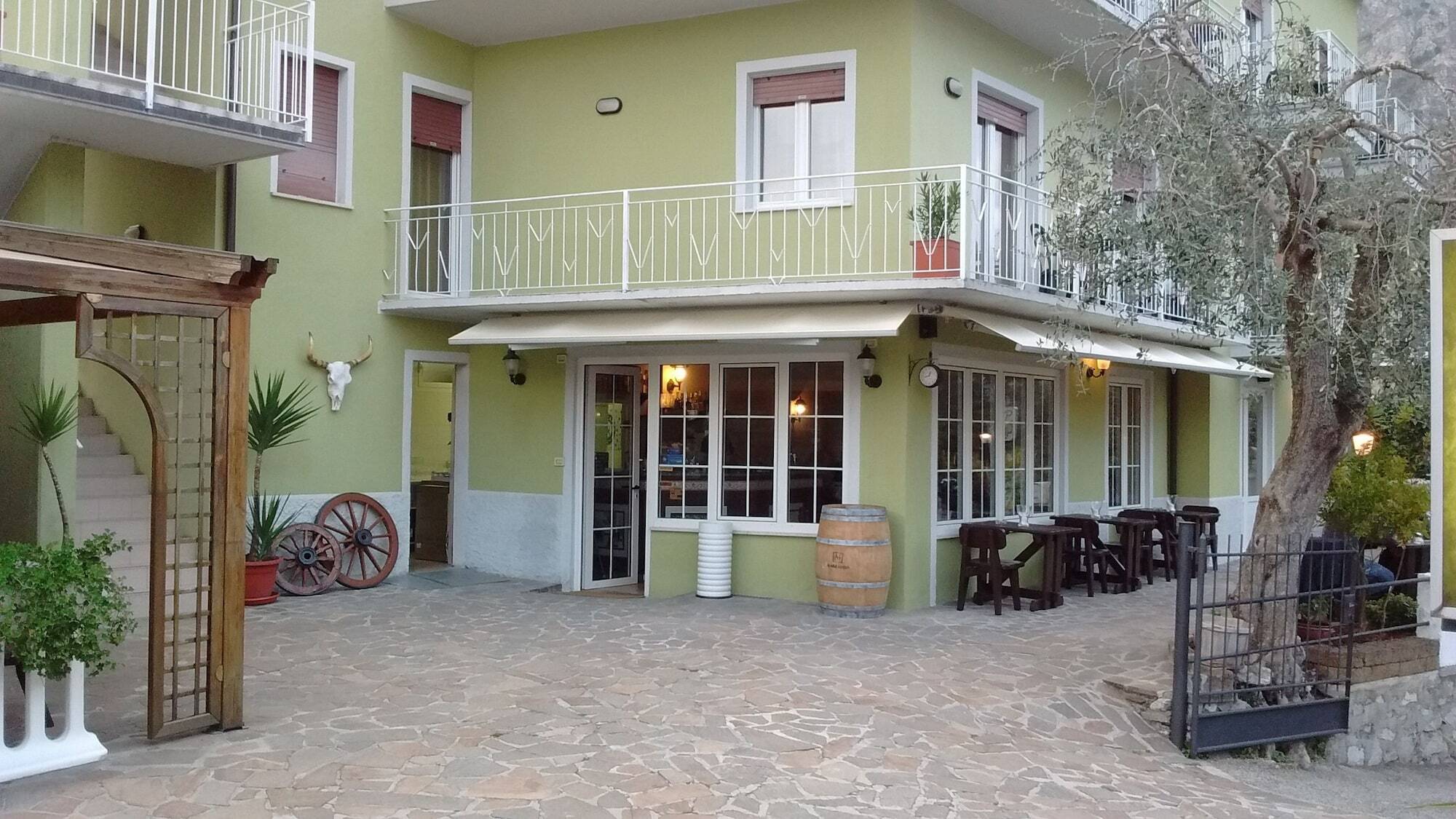 Hotel Casa Piantoni Limone sul Garda Exterior foto